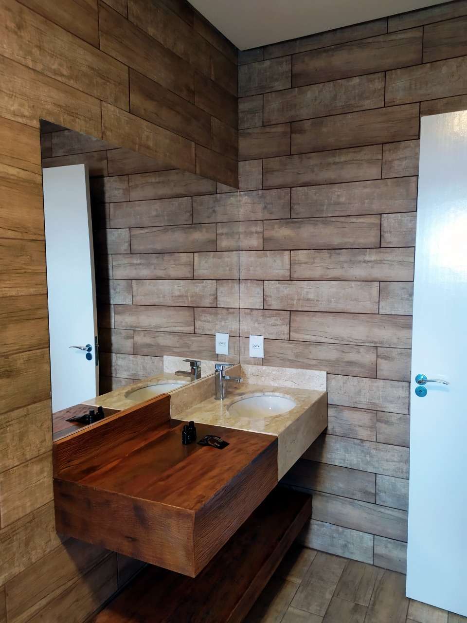 Quarto Luxo - Vista 4